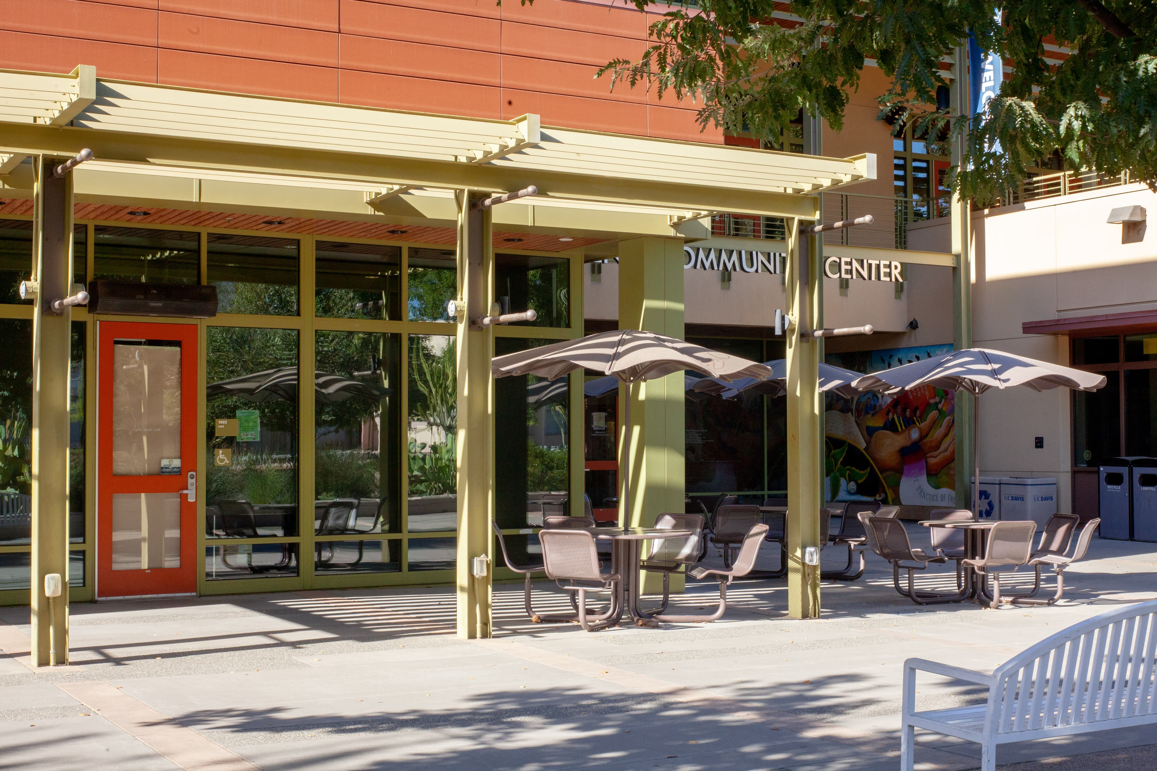 Exterior of the now closed CoHo South location in the Student Community Center. Before its closure, CoHo South provided students with sandwiches and coffeehouse beverages.